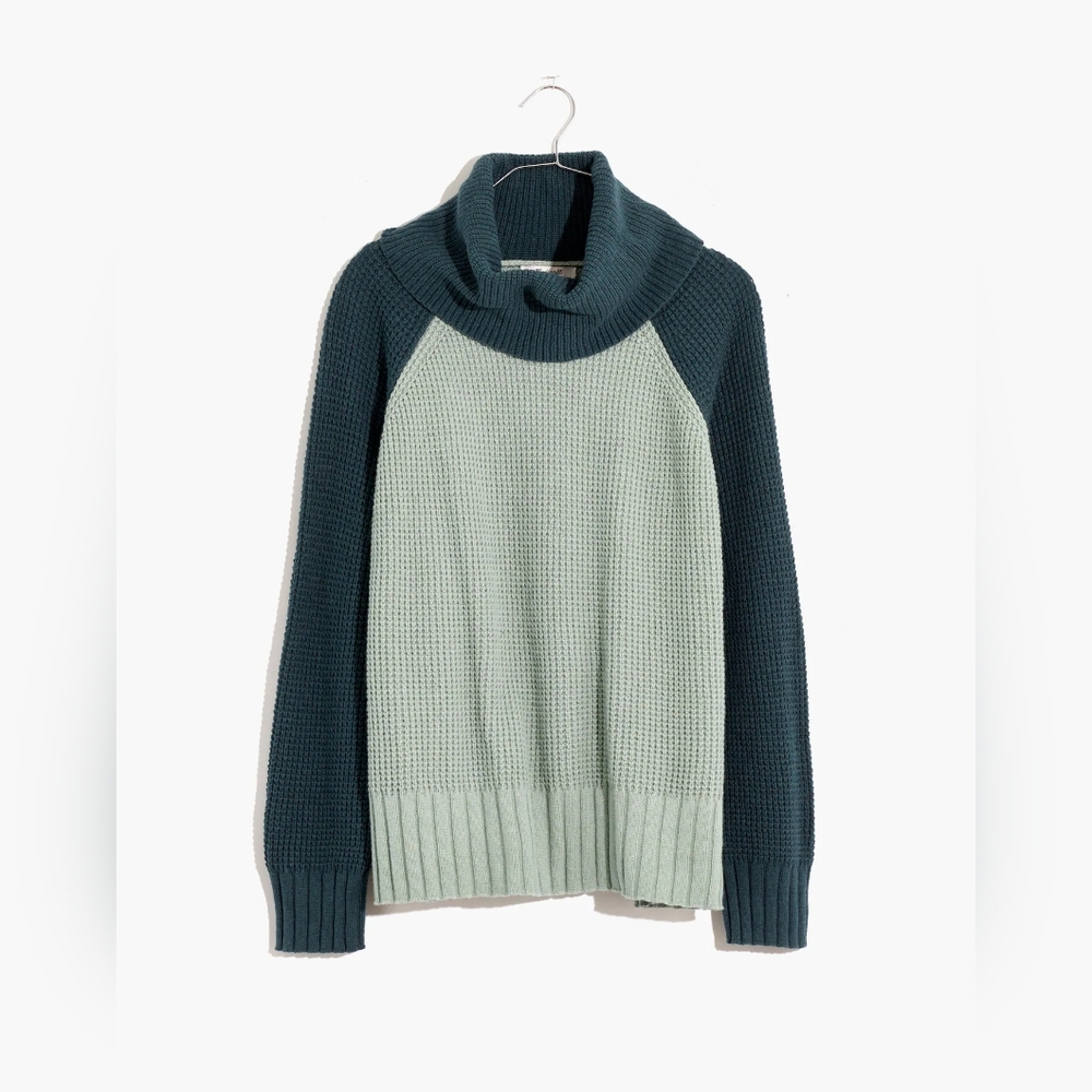 Madewell - Colorblock Eastbrook Turtleneck Cross-Back Sweater | XS: Sage Green - Picture 2 of 15